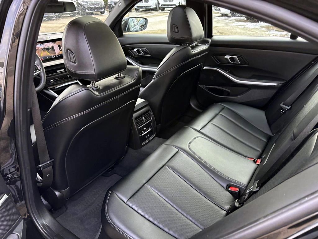Certified 2025 BMW 330i xDrive Sedan image 28