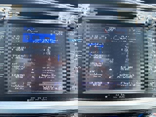 Used 2019 Toyota Highlander XLE AWD/4WD image 21