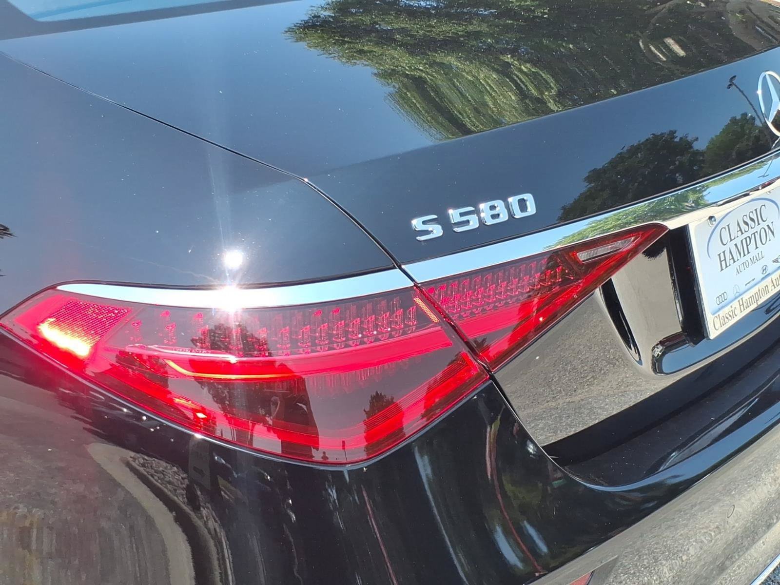 Used 2024 Mercedes-Benz S 580 4MATIC Sedan image 11