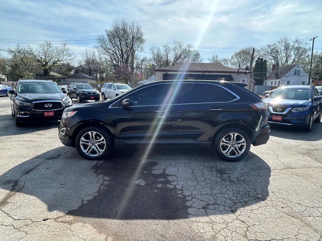 Used 2016 Ford Edge Titanium w/ Equipment Group 301A image 4