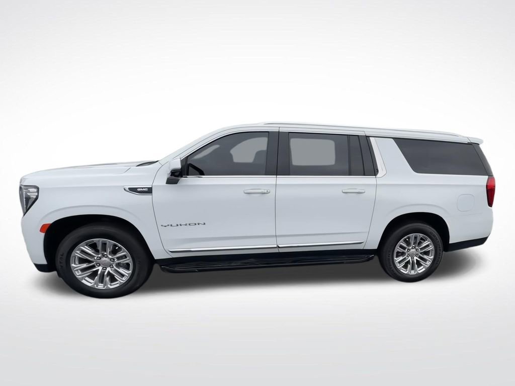 Used 2023 GMC Yukon XL SLT w/ SLT Premium Package AWD/4WD image 6