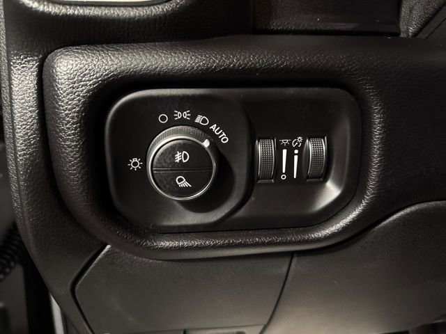 Used 2021 RAM 2500 Laramie AWD/4WD image 9
