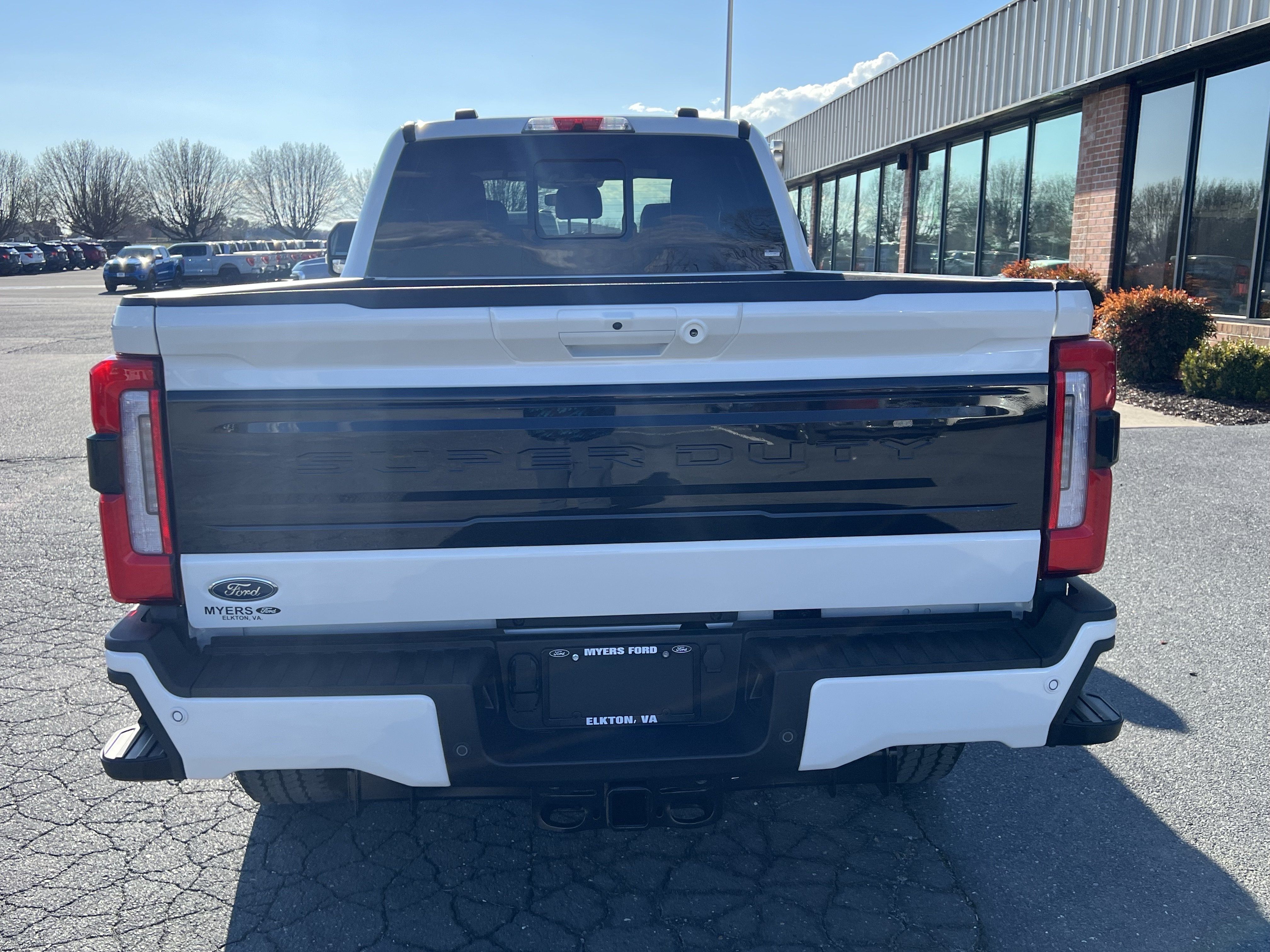 New 2026 Ford F350 Platinum w/ FX4 Off-Road Package AWD/4WD image 7