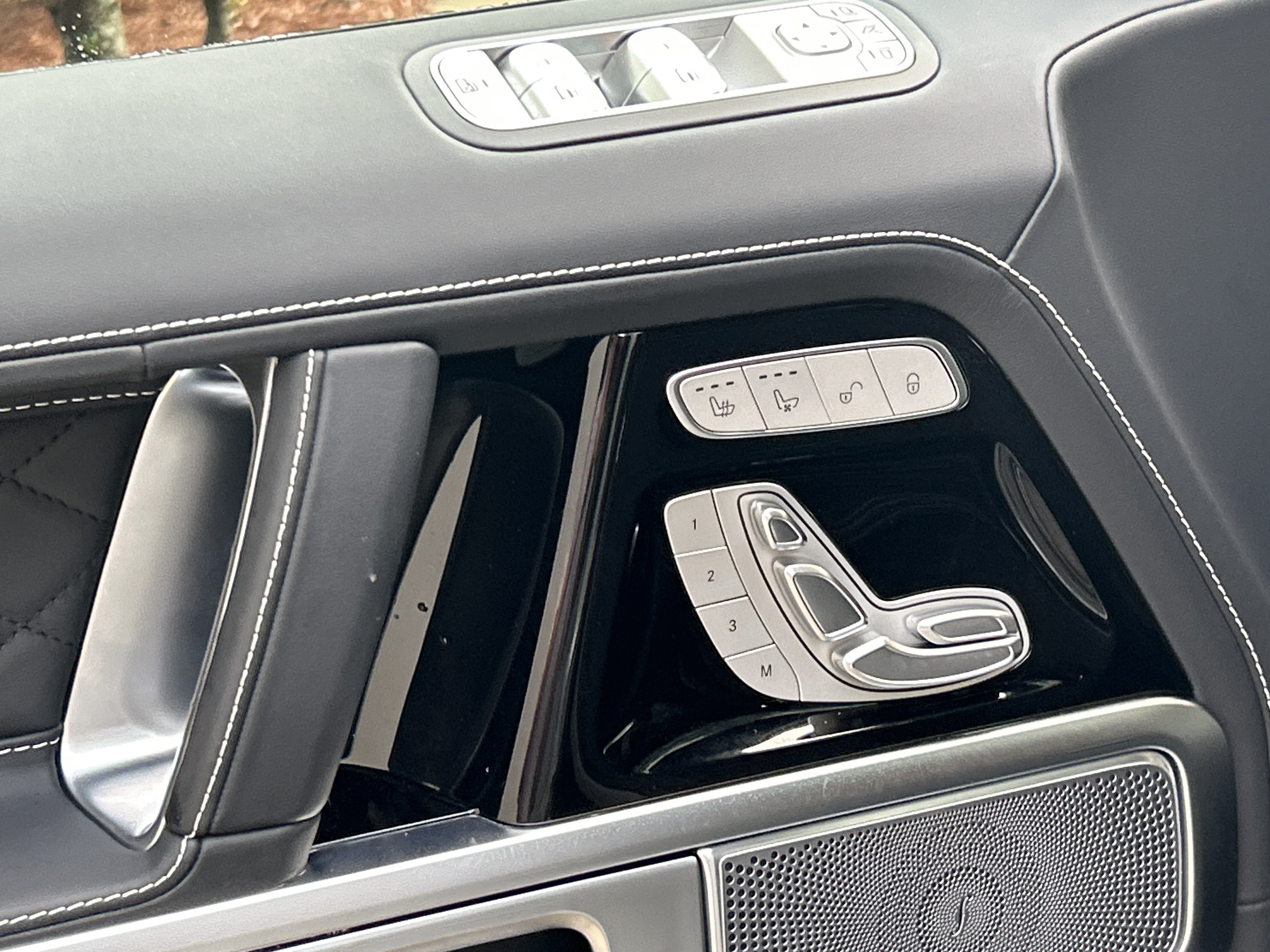 Certified 2025 Mercedes-Benz G 63 AMG 4MATIC image 17