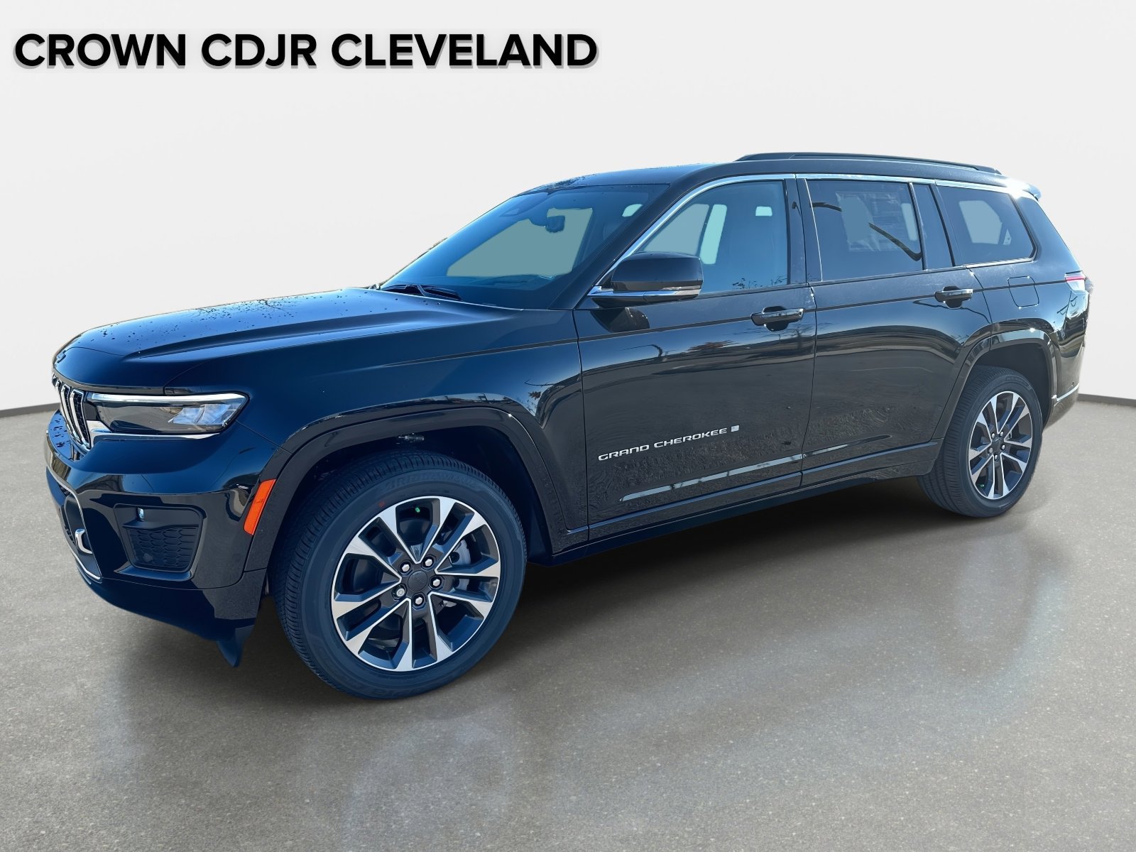 New 2025 Jeep Grand Cherokee L Overland w/ Advanced Protech Group III AWD/4WD image 8