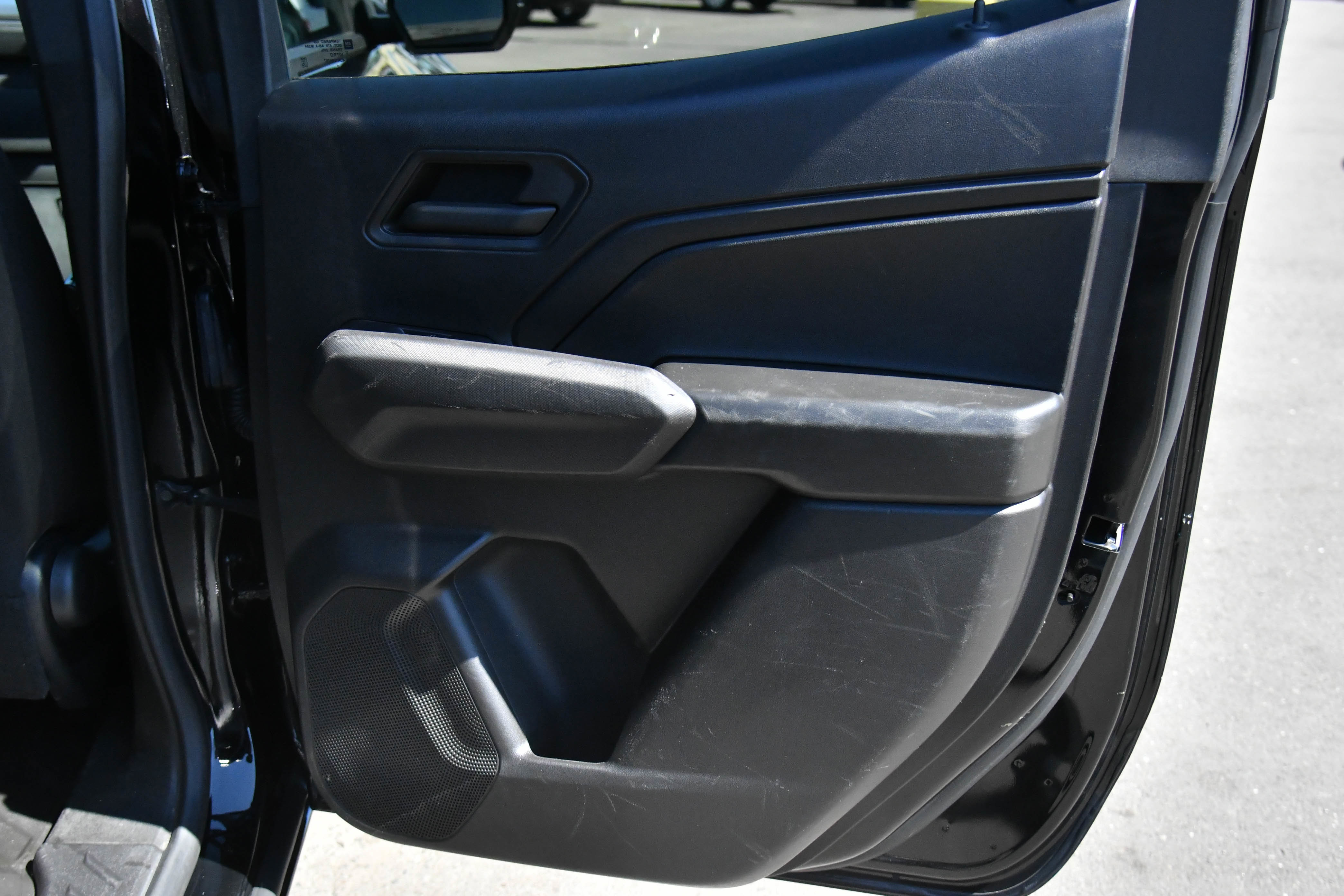 Used 2023 Chevrolet Colorado W/T image 42