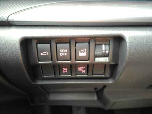 Used 2023 Subaru Forester Premium AWD/4WD image 34