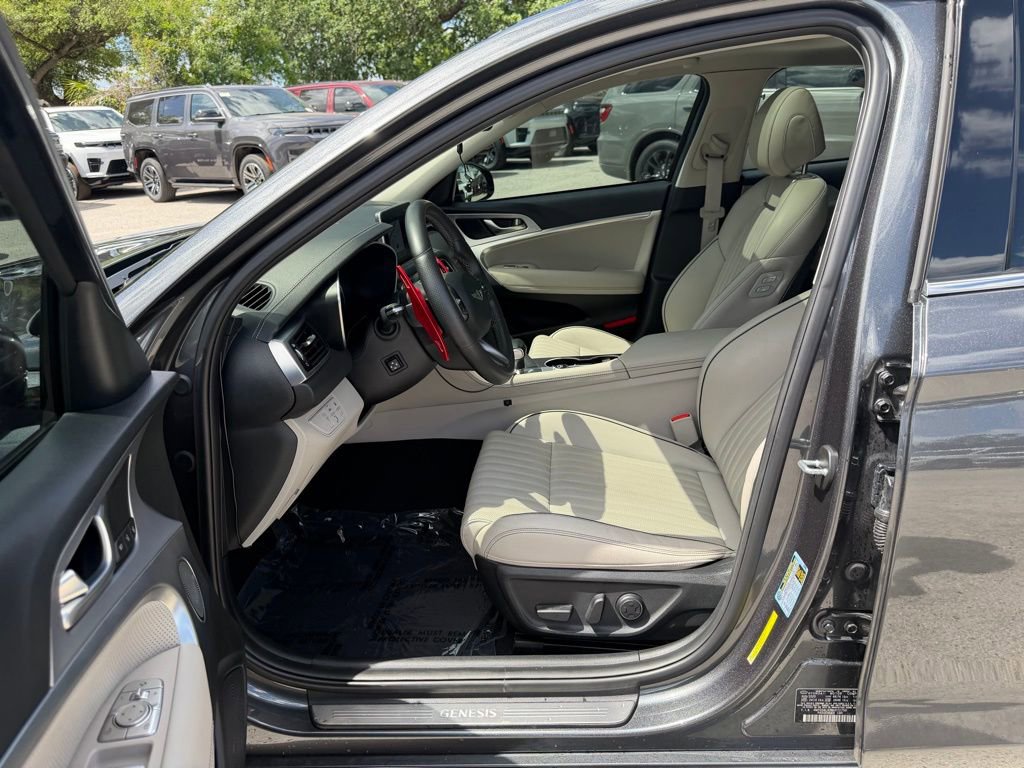 Used 2021 Genesis G70 2.0T w/ Elite Package image 16