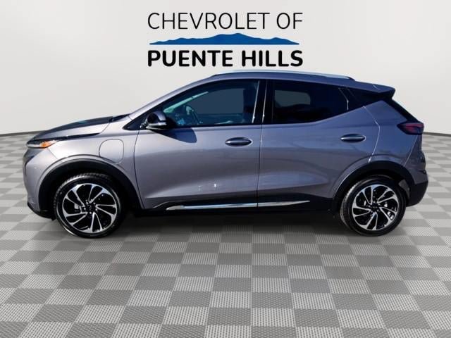 Used 2022 Chevrolet Bolt EUV Premier w/ Sun & Sound Package FWD image 5