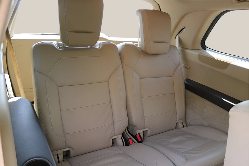 Used 2014 Mercedes-Benz GL 550 4MATIC image 22