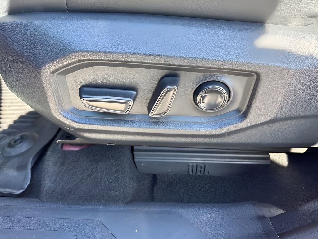 Used 2022 Toyota Tundra Limited w/ TRD Off-Road Package image 10