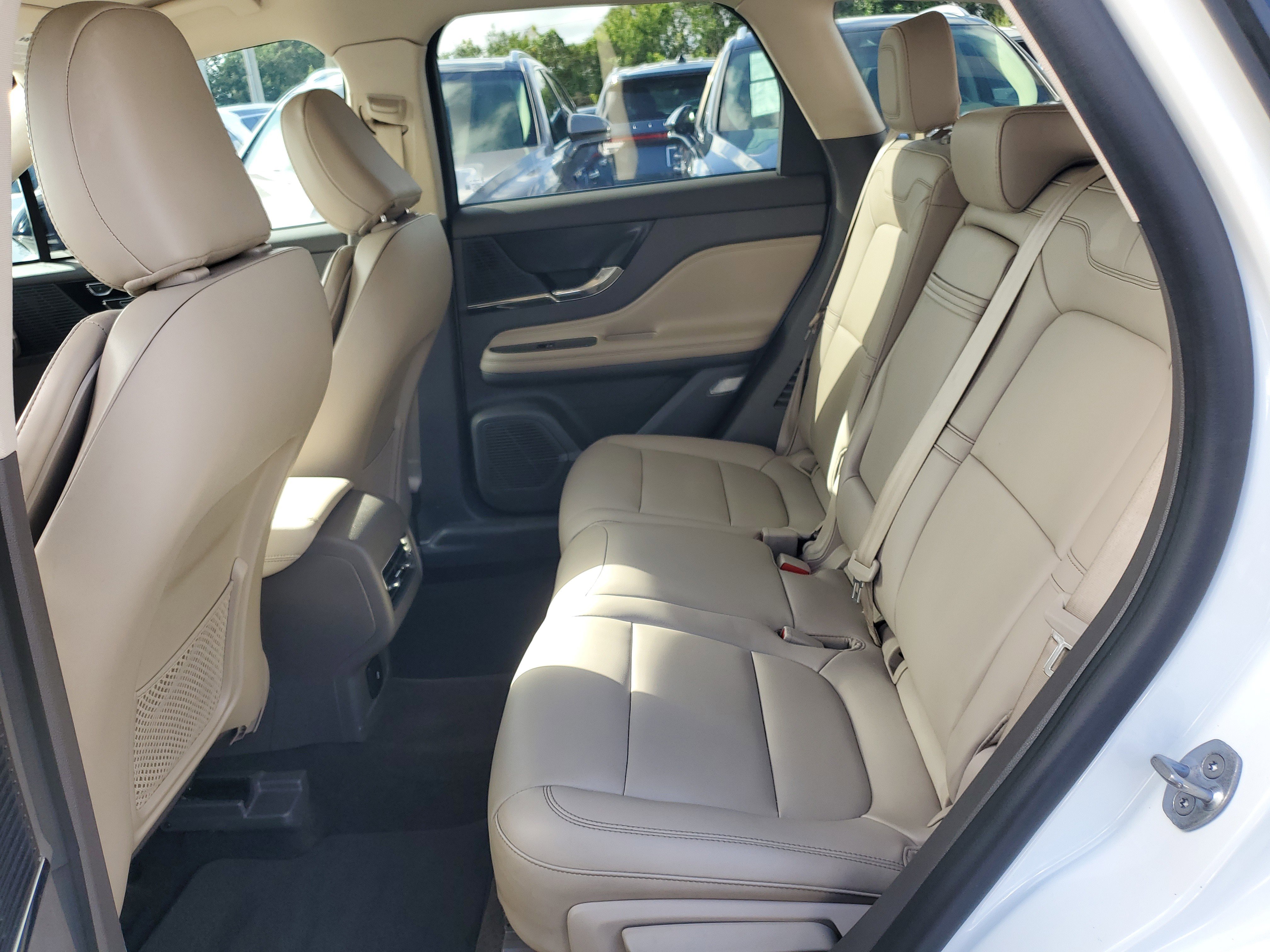 Certified 2022 Lincoln Corsair FWD image 10