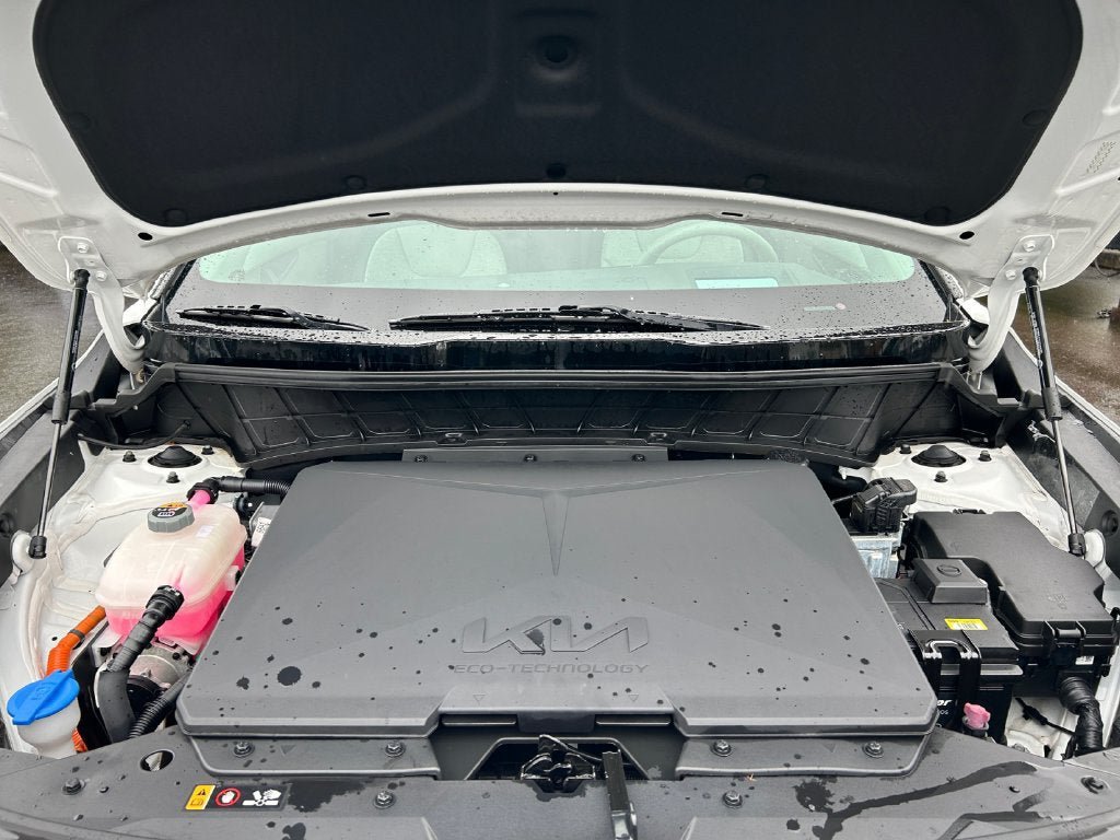 Used 2023 Kia Niro Wave FWD image 30