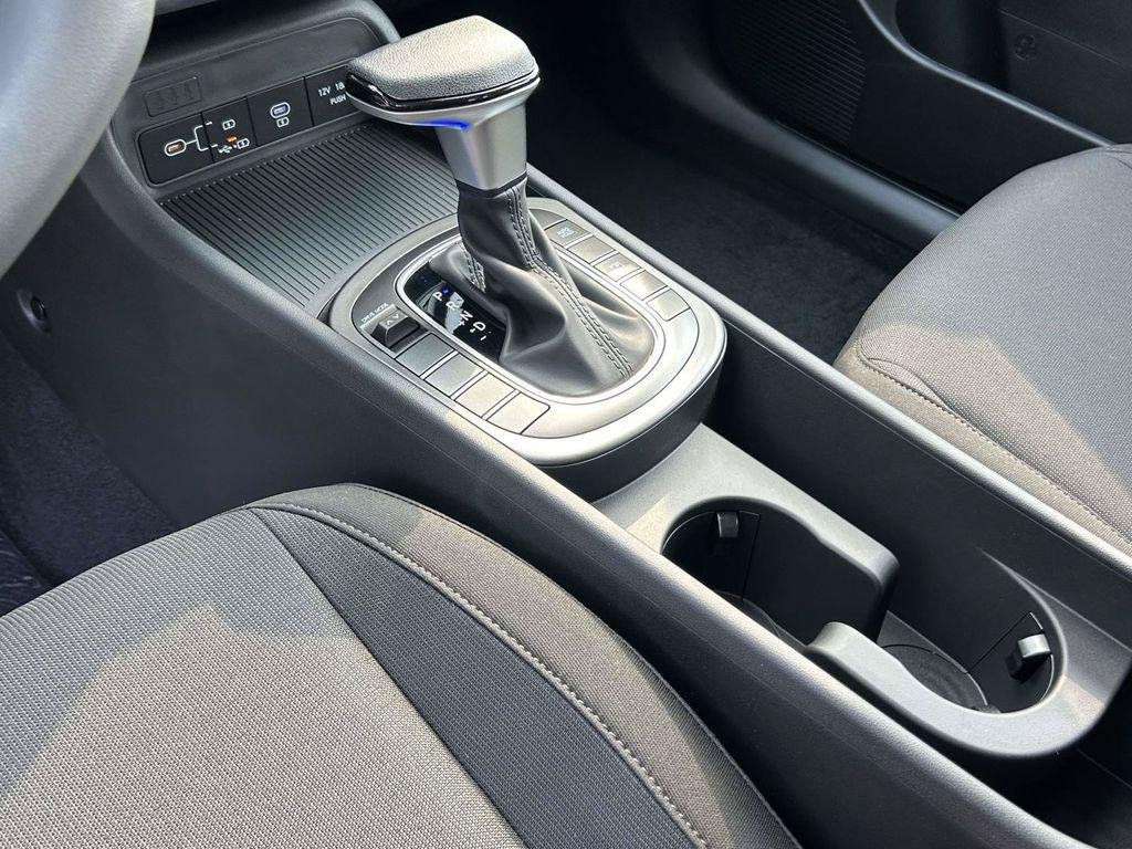 New 2026 Hyundai Kona SE FWD image 44