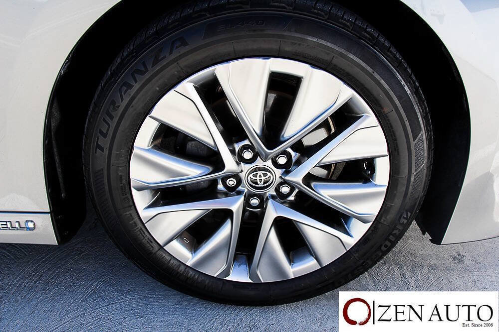 Used 2022 Toyota Mirai w/ Advanced Technology Package RWD image 46