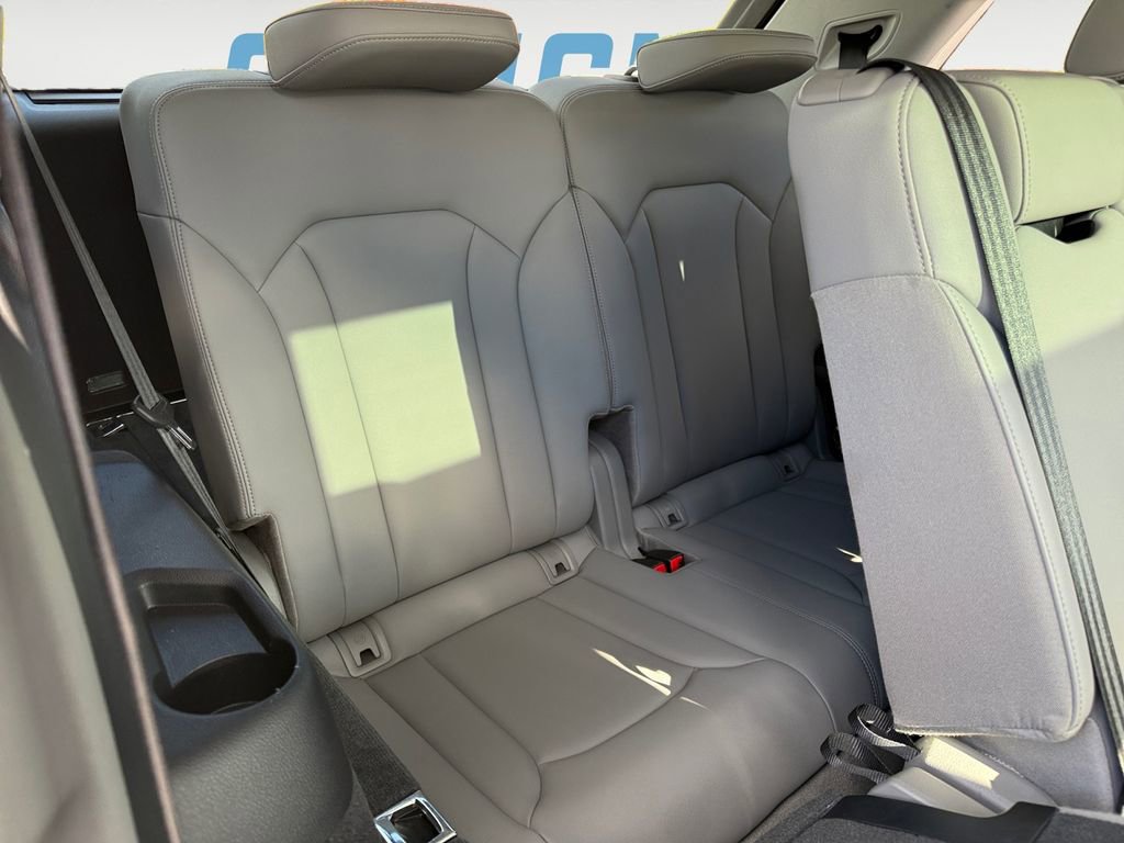 Used 2022 Audi Q7 3.0T Prestige w/ Prestige Package image 18