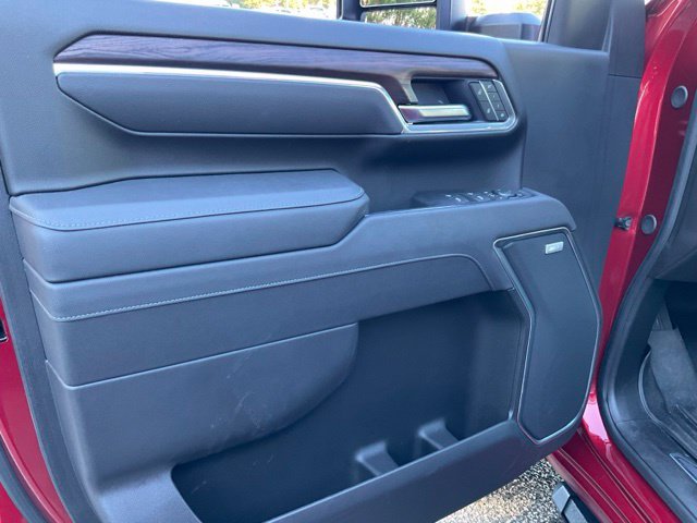 Used 2025 GMC Sierra 2500 SLT w/ SLT Convenience Package AWD/4WD image 7