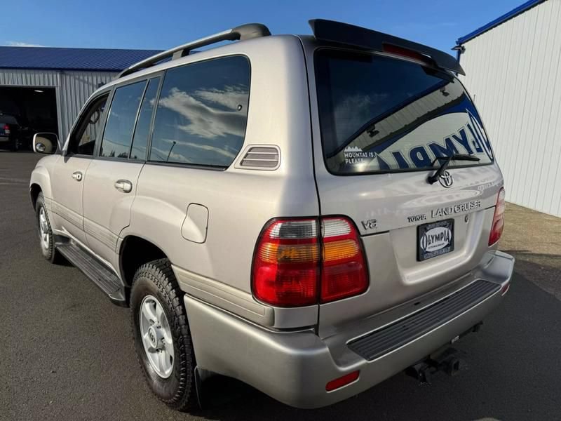 Used 1999 Toyota Land Cruiser AWD/4WD image 3
