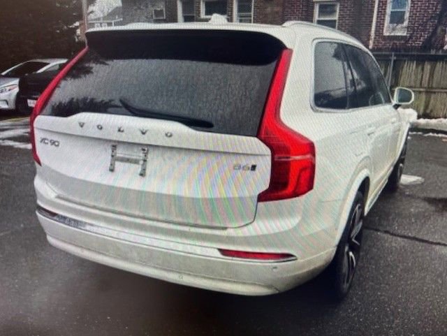 Used 2023 Volvo XC90 B6 Plus w/ Protection Package Premier image 2