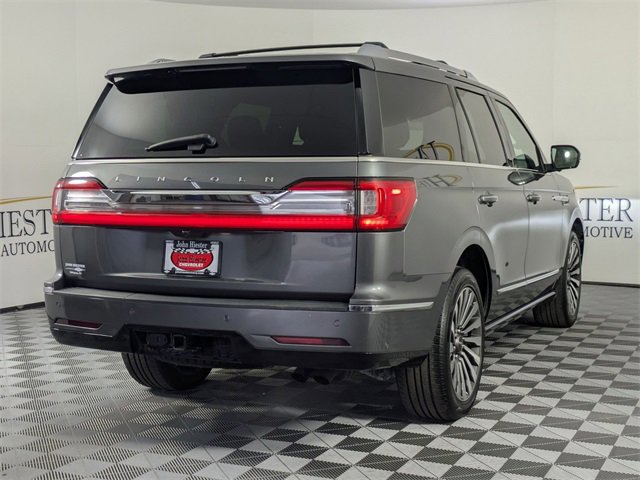Used 2021 Lincoln Navigator Reserve w/ Luxury Package image 2