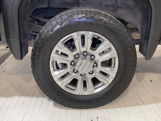 Used 2023 GMC Sierra 3500 Denali w/ Denali Ultimate Package AWD/4WD image 12