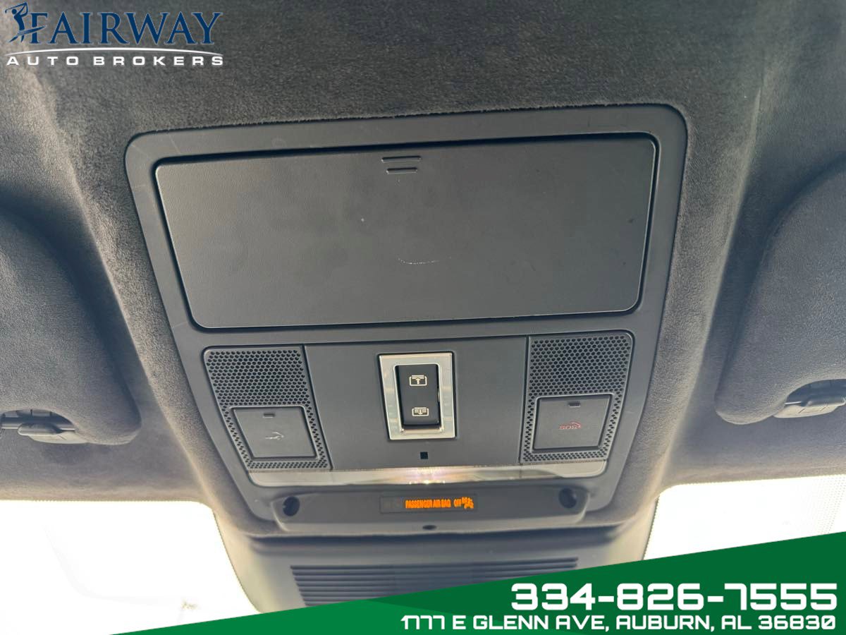 Used 2021 Jaguar E-PACE 300 Sport image 23