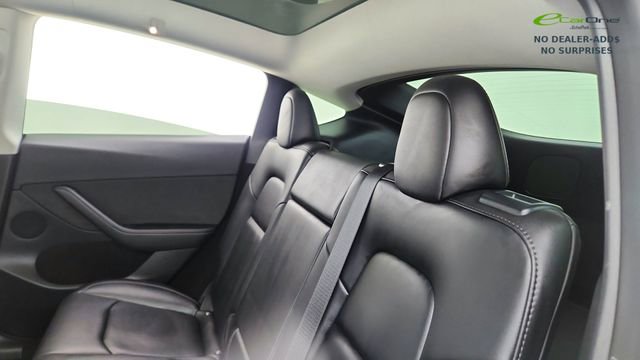 Used 2023 Tesla Model Y Performance AWD/4WD image 29