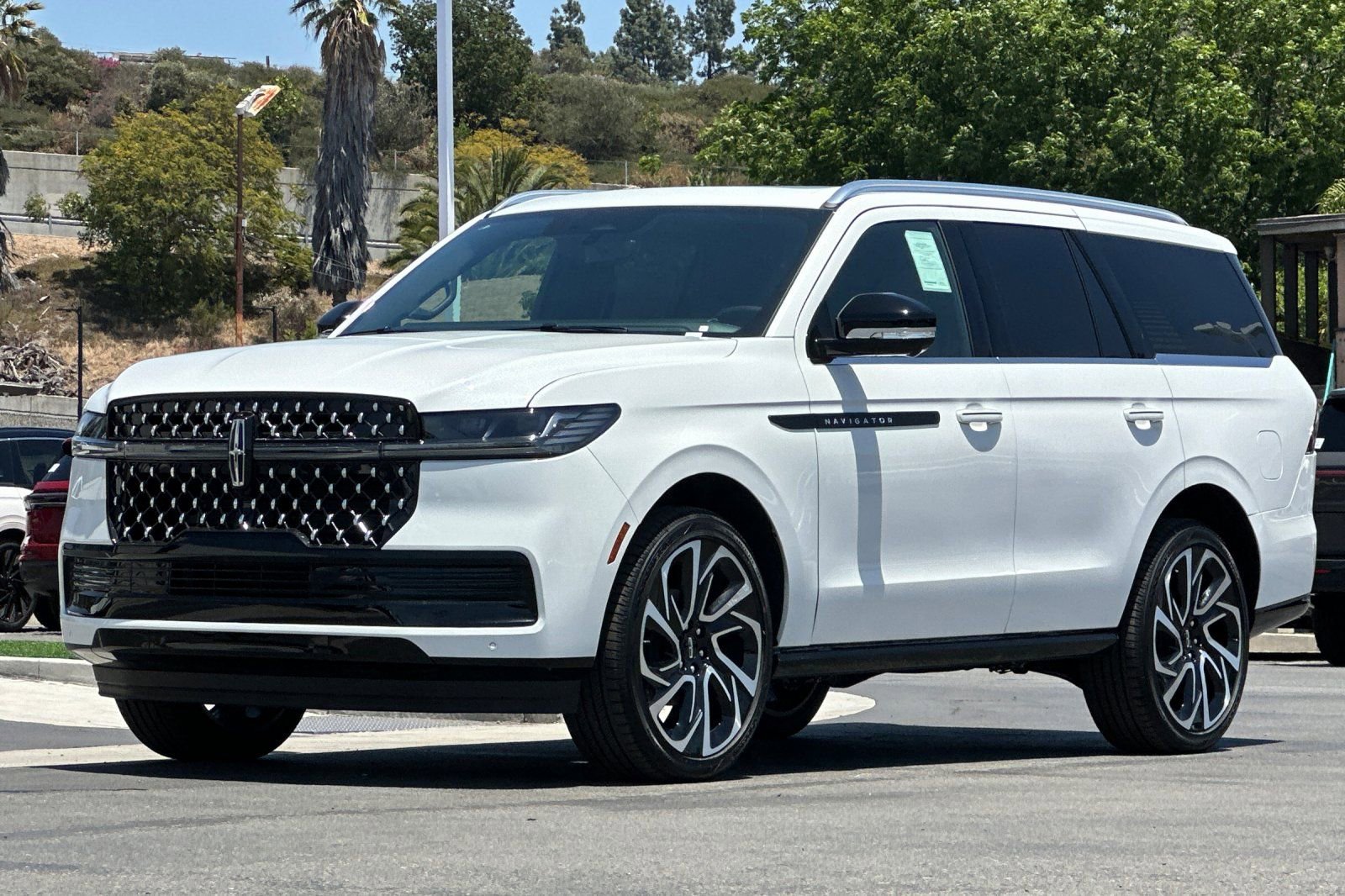 New 2026 Lincoln Navigator Black Label AWD/4WD image 7