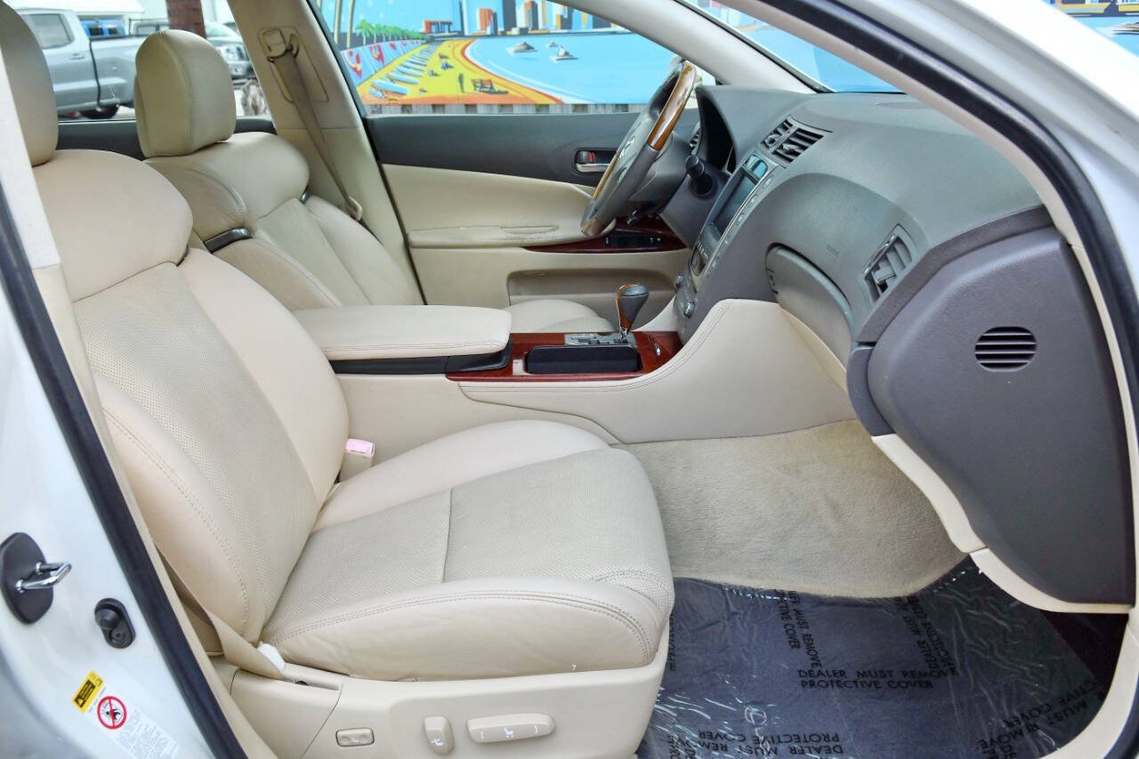 Used 2011 Lexus GS 450h w/ Preferred Accessory Package RWD image 39