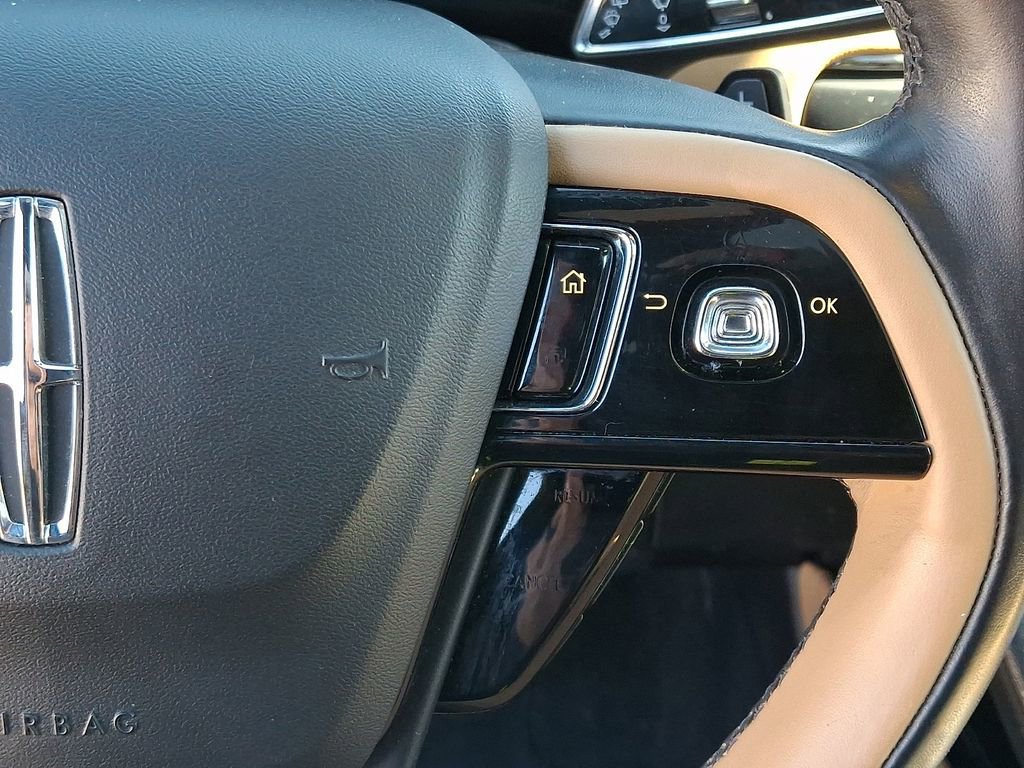 Used 2020 Lincoln Corsair Reserve image 22