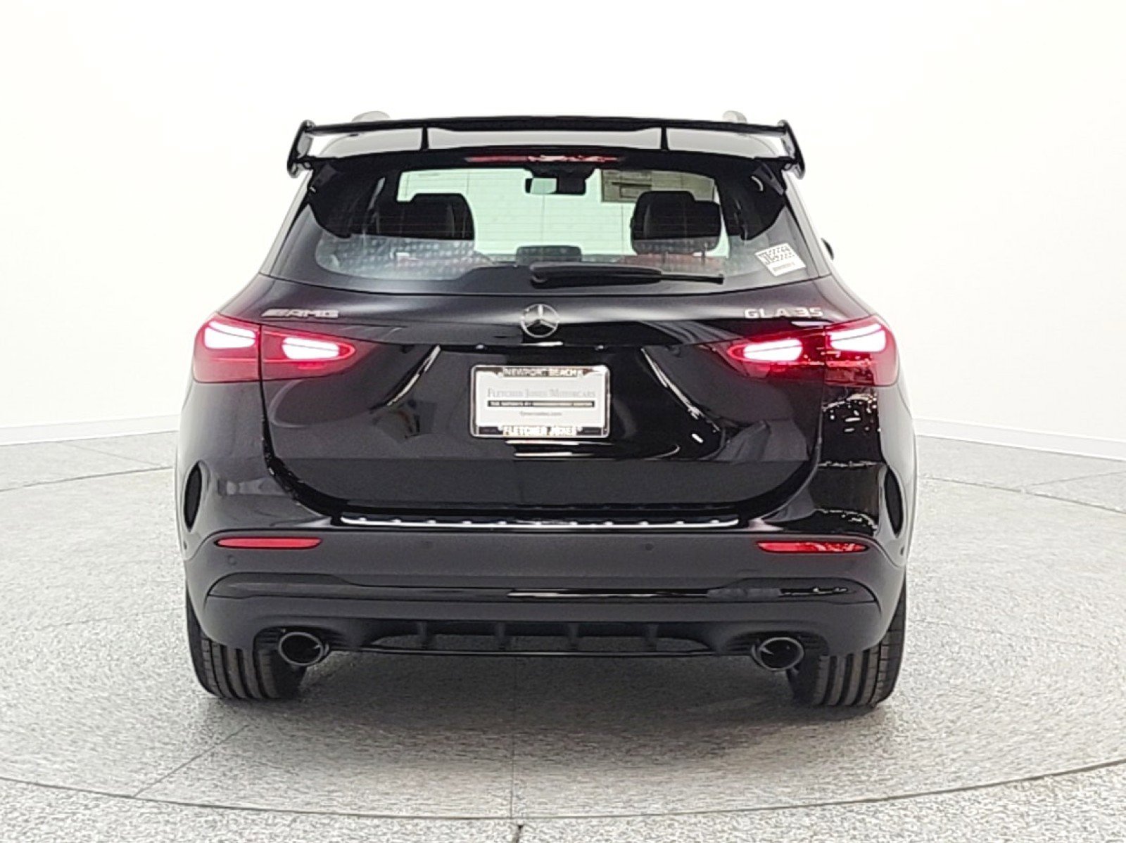 New 2026 Mercedes-Benz GLA 35 AMG 4MATIC image 6