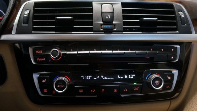 Used 2016 BMW 340i xDrive Sedan image 16