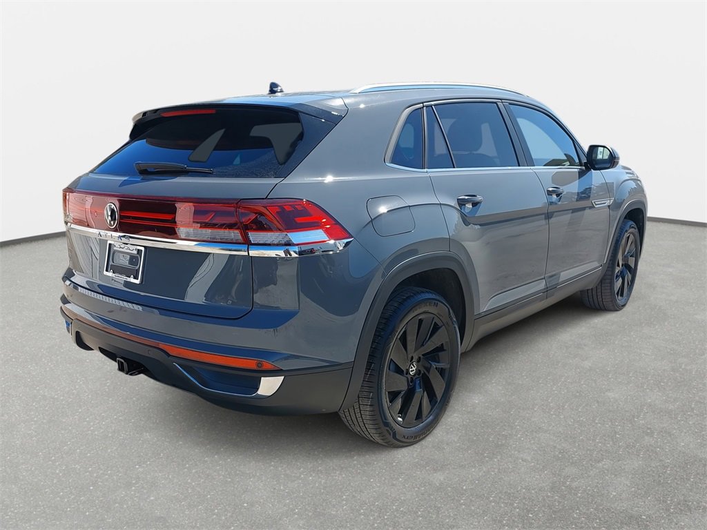 New 2025 Volkswagen Atlas Cross Sport SE image 5