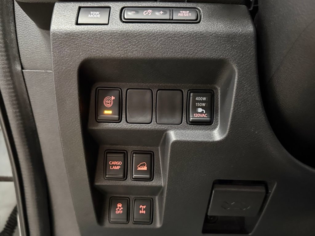 Used 2022 Nissan Frontier PRO-4X AWD/4WD image 15