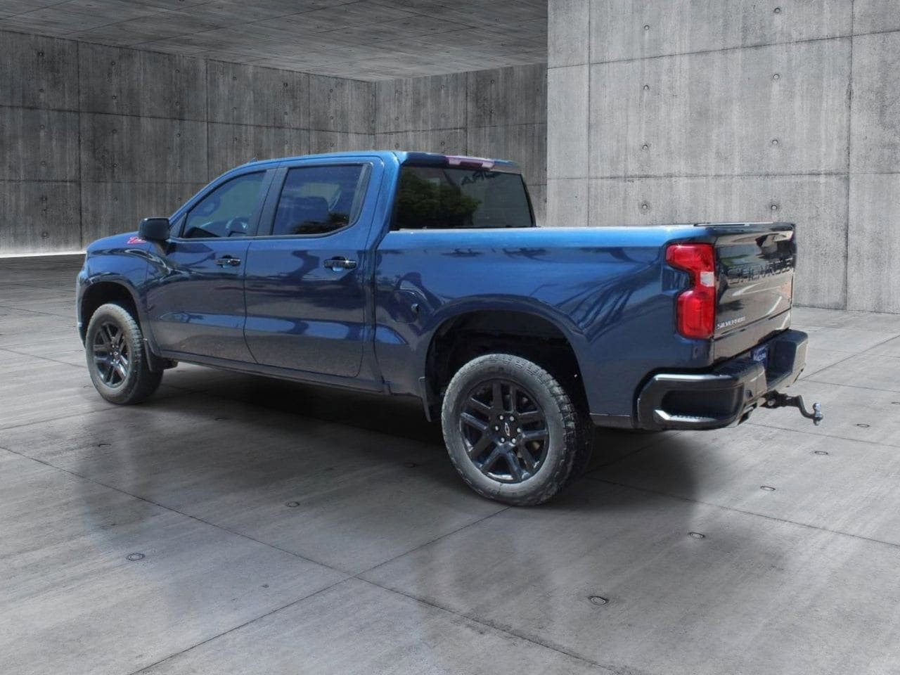 Used 2021 Chevrolet Silverado 1500 LT Trail Boss AWD/4WD image 6