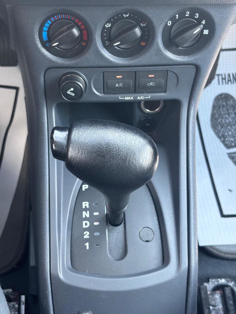 Used 2013 Ford Transit Connect XLT image 22