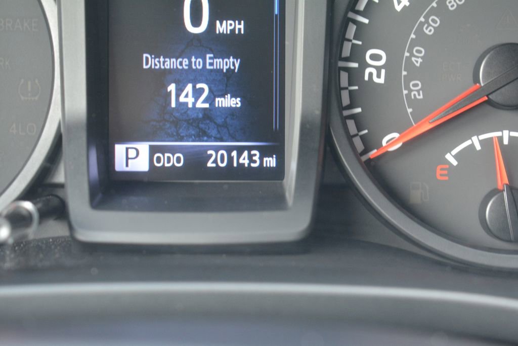 Used 2023 Toyota Tacoma SR RWD image 13