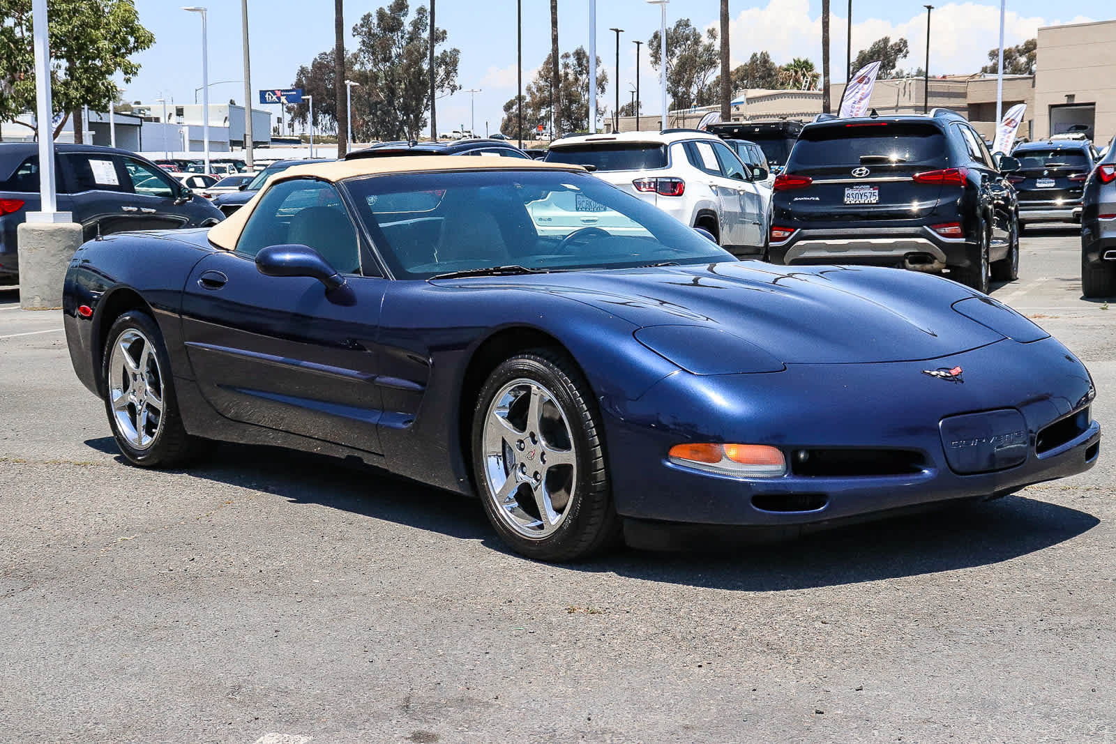 Used 2001 Chevrolet Corvette Convertible w/ Preferred Equipment Group2 RWD image 3