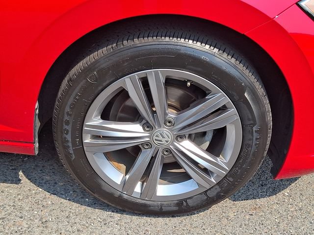 Used 2019 Volkswagen Jetta R-Line FWD image 8