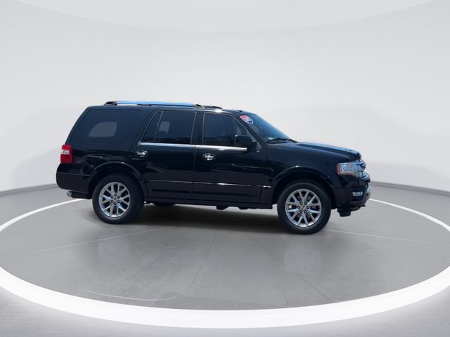 Used 2017 Ford Expedition Limited w/ Equipment Group 301A AWD/4WD image 8