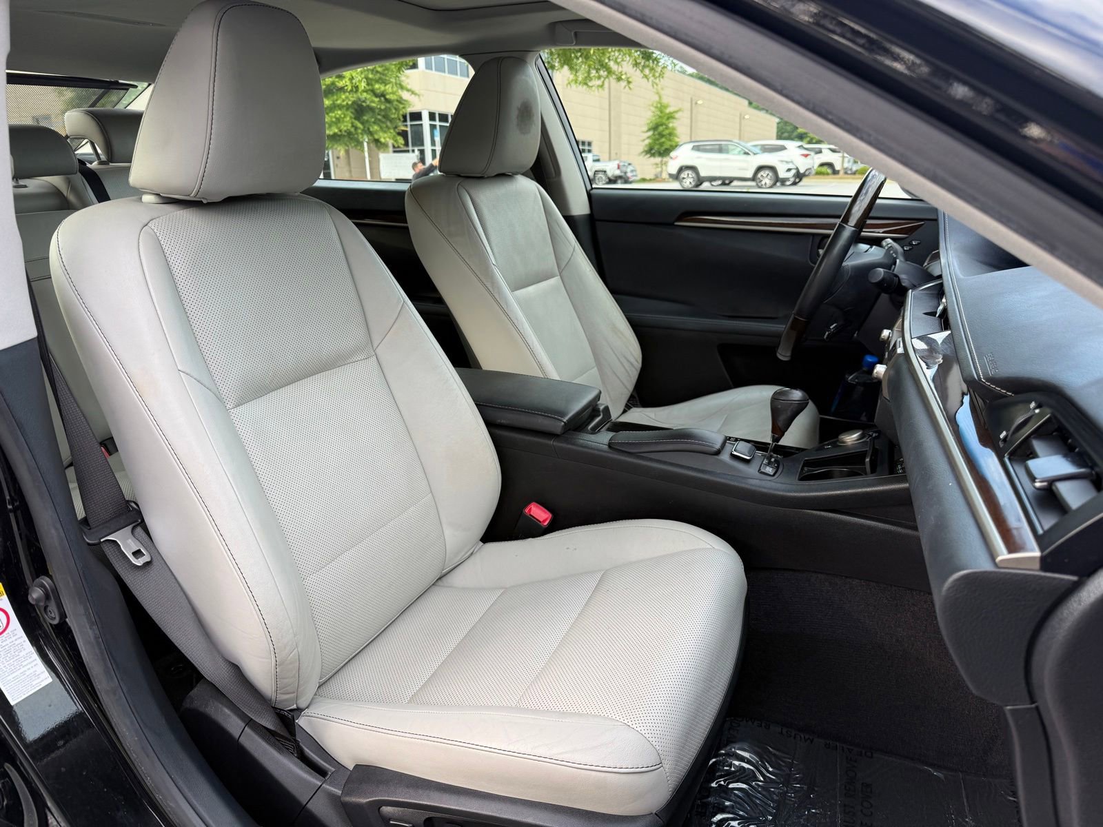 Used 2014 Lexus ES 350 w/ Luxury Package FWD image 37