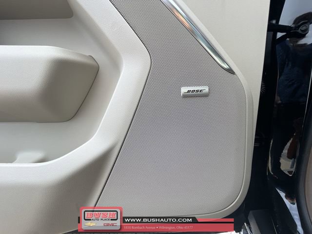New 2025 GMC Yukon Denali w/ Sun & Power Step Package image 25