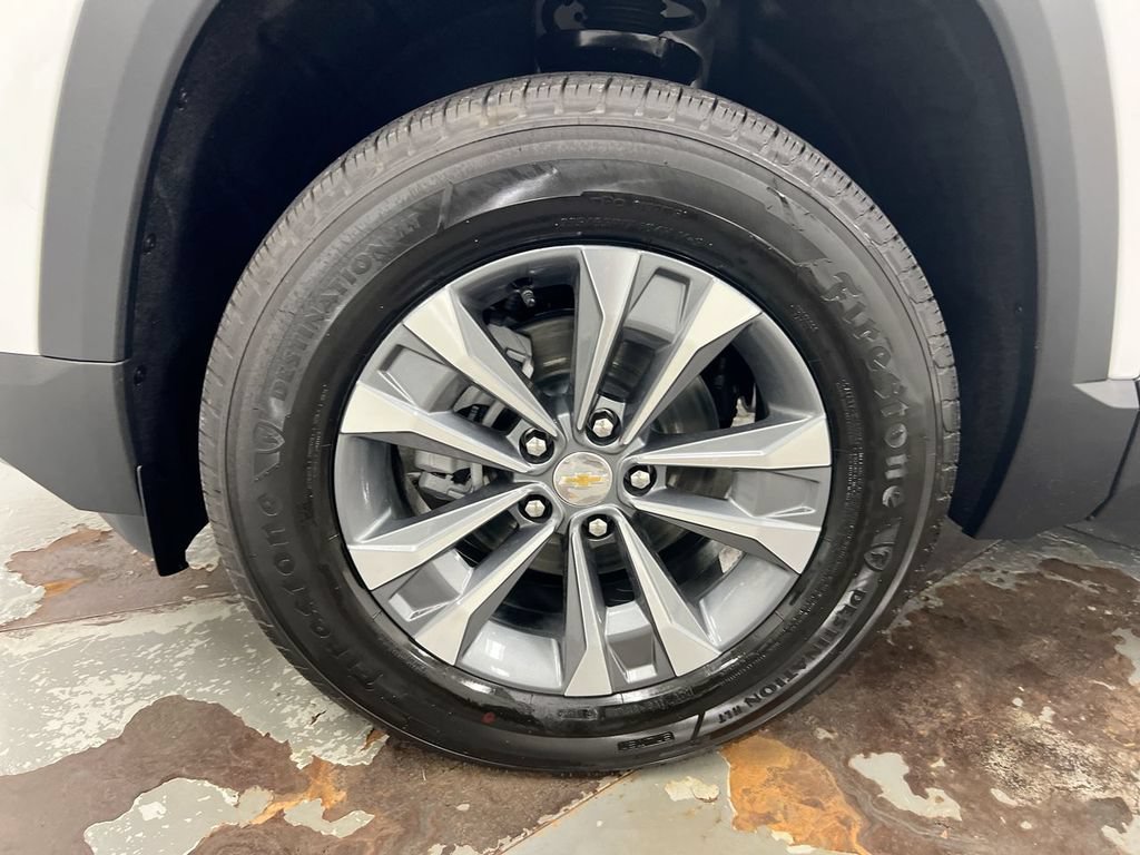 New 2027 Chevrolet Equinox LT FWD image 28