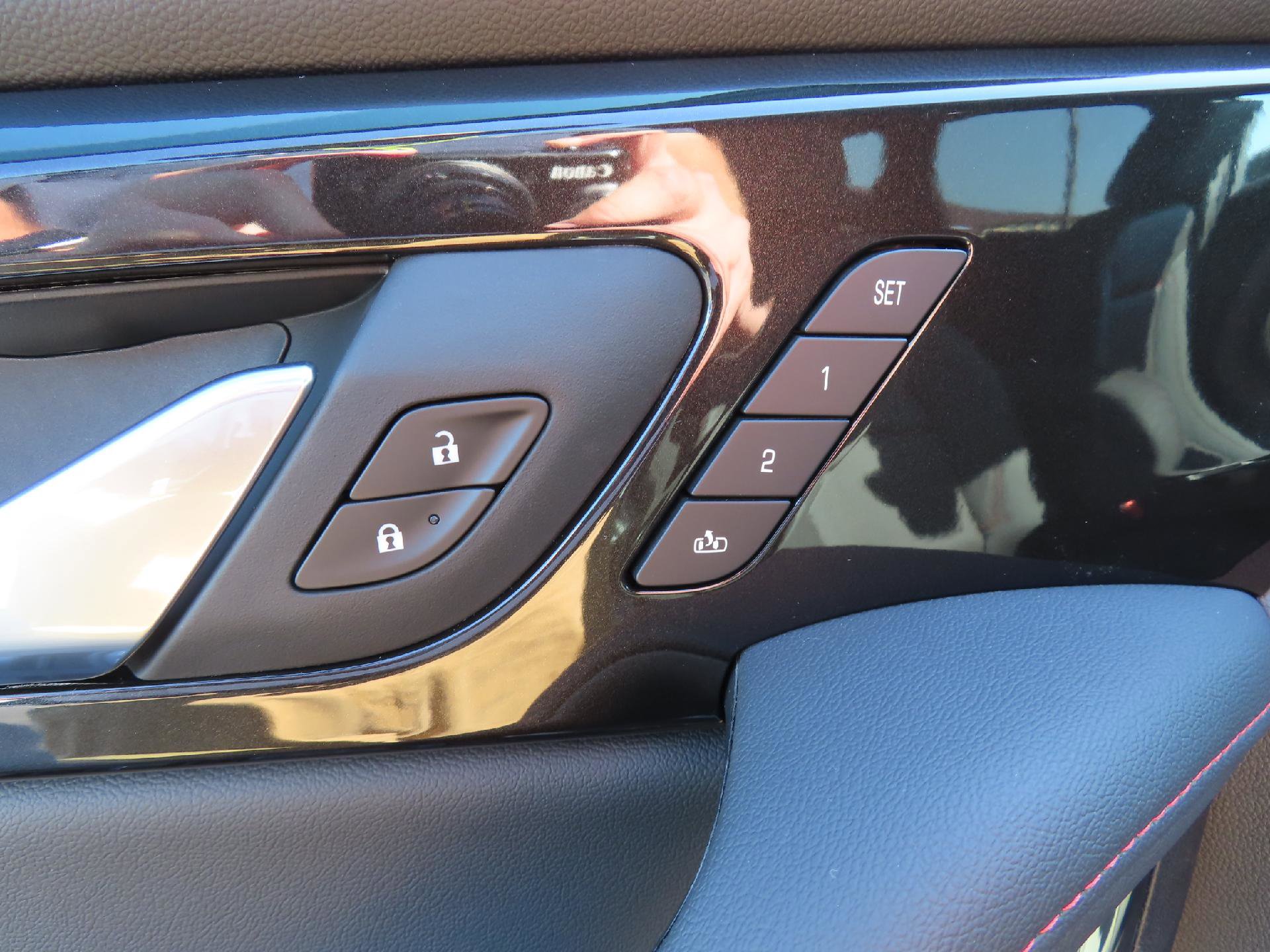 New 2025 Chevrolet Blazer RS w/ Driver Confidence II Package image 12