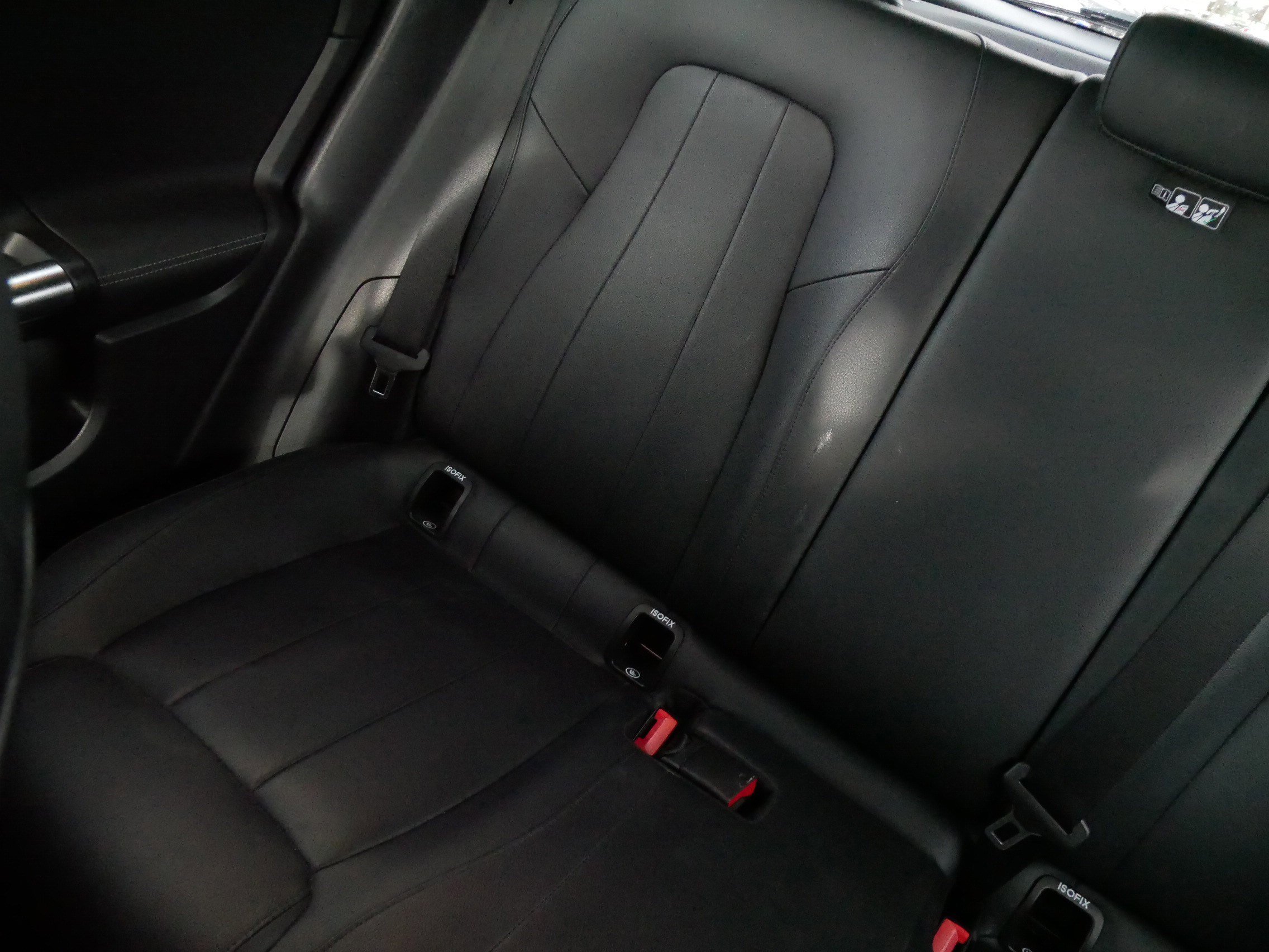 Used 2022 Mercedes-Benz GLA 250 4MATIC image 12