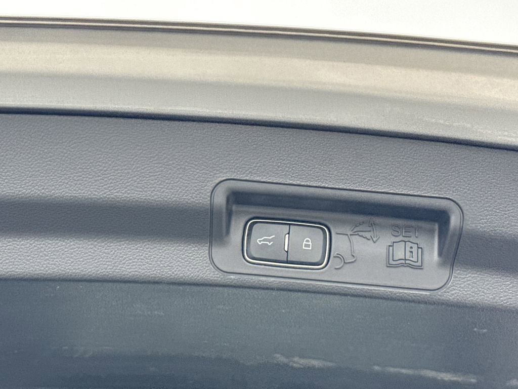 Used 2022 Ford Explorer ST w/ Equipment Group 401A image 17