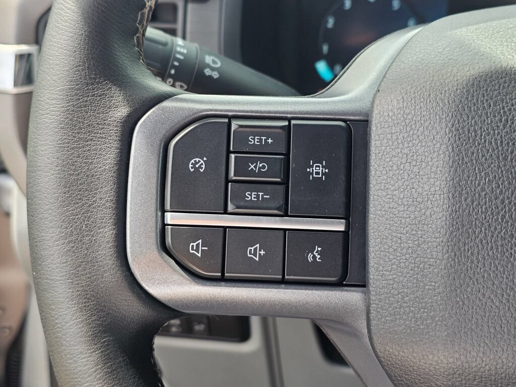 Used 2025 Ford F150 XLT w/ Equipment Group 301A Standard AWD/4WD image 34
