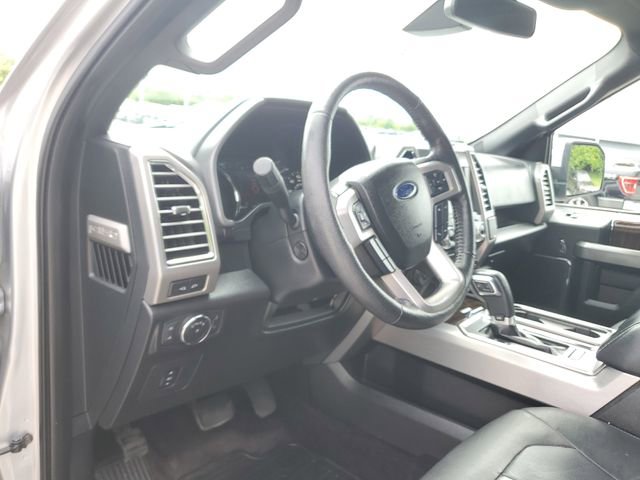 Used 2016 Ford F150 Platinum w/ Equipment Group 701A Luxury AWD/4WD image 18