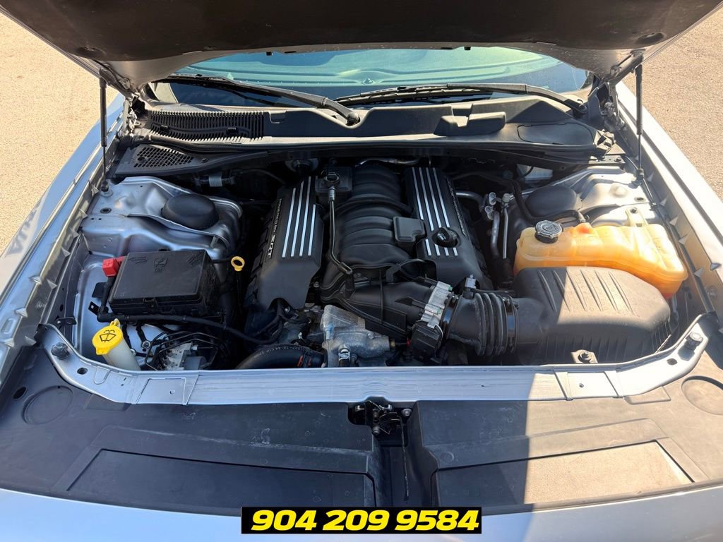 Used 2018 Dodge Challenger R/T Scat Pack w/ Leather Interior Group RWD image 34
