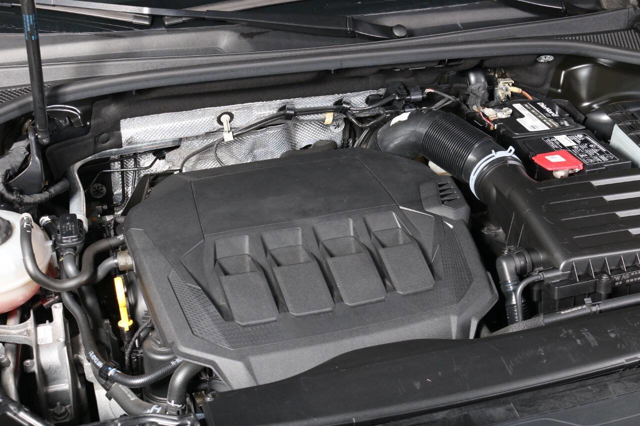 Used 2021 Audi Q3 2.0T Premium w/ Convenience Package image 9